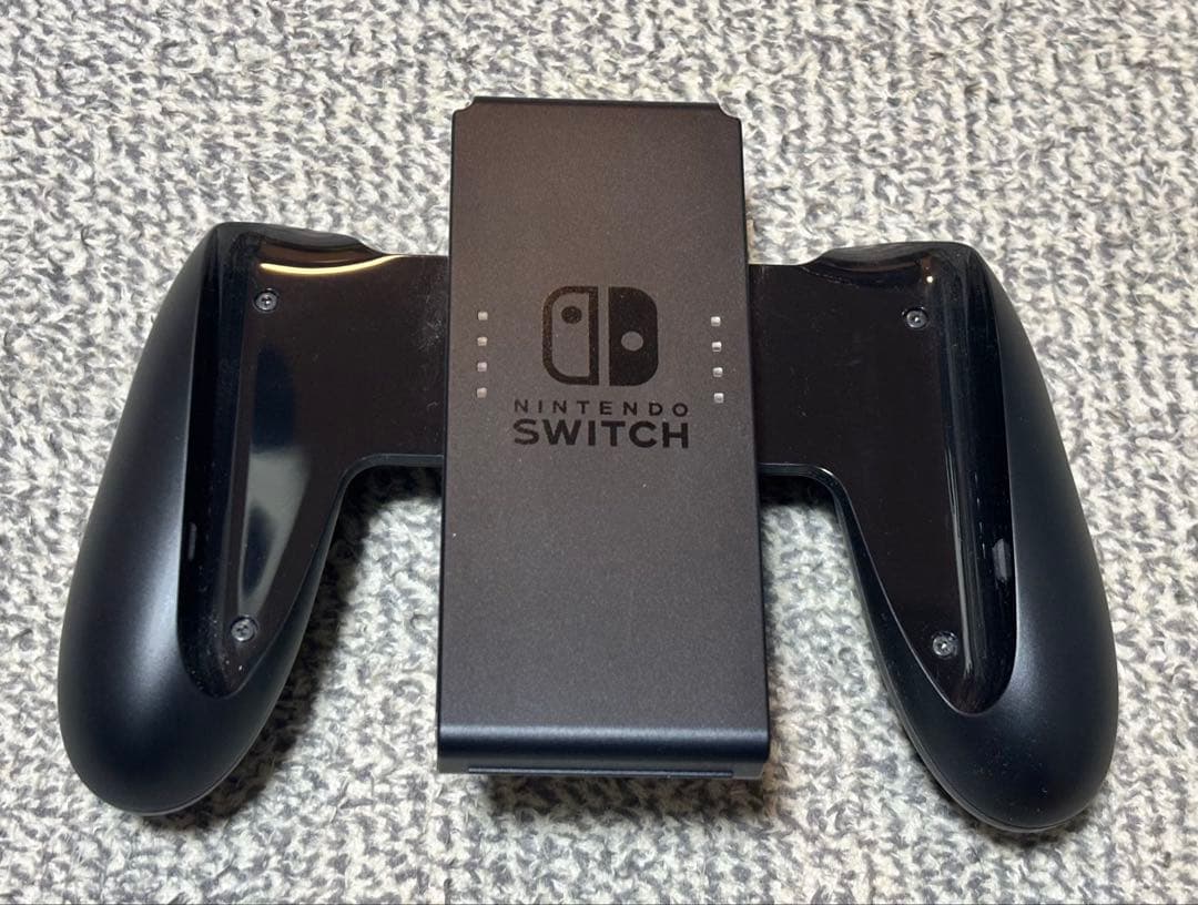 R*e様 Nintendo Switch 青/赤 本体