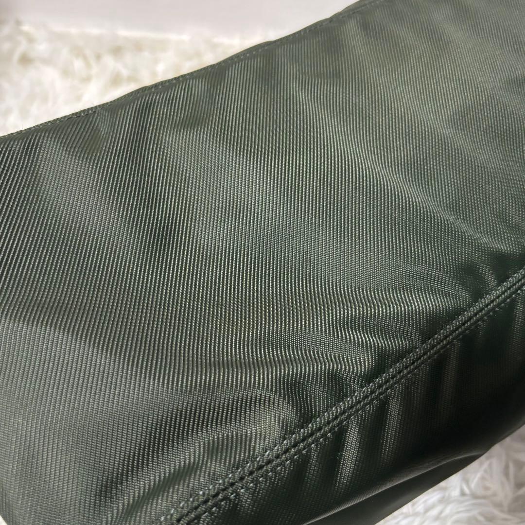 【極美品】 PORTER ボストンバッグ 大容量 中敷き付 オリーブ ナイロン