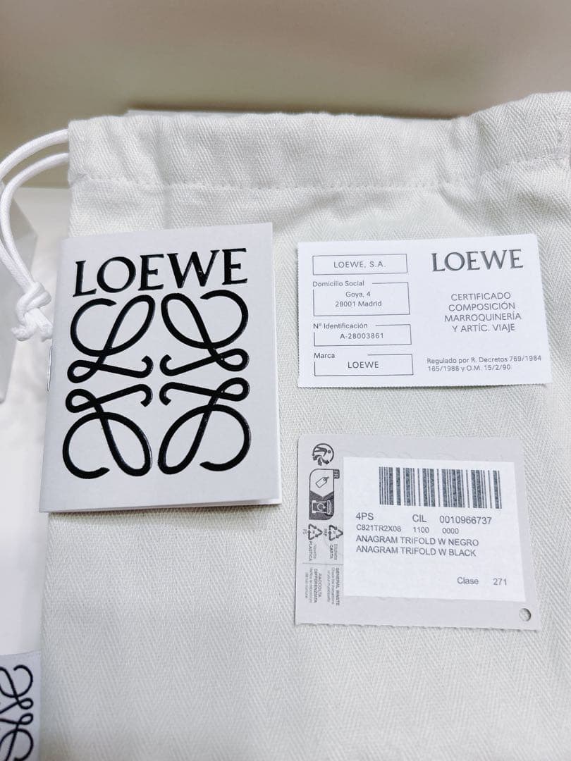 LOEWE アナグラム トライフォールド ウォレット ブラック