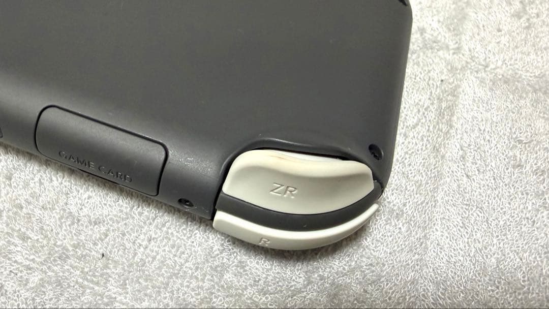 Nintendo Switch Lite グレー ＋ ソフト2本 ＋ ケース中古
