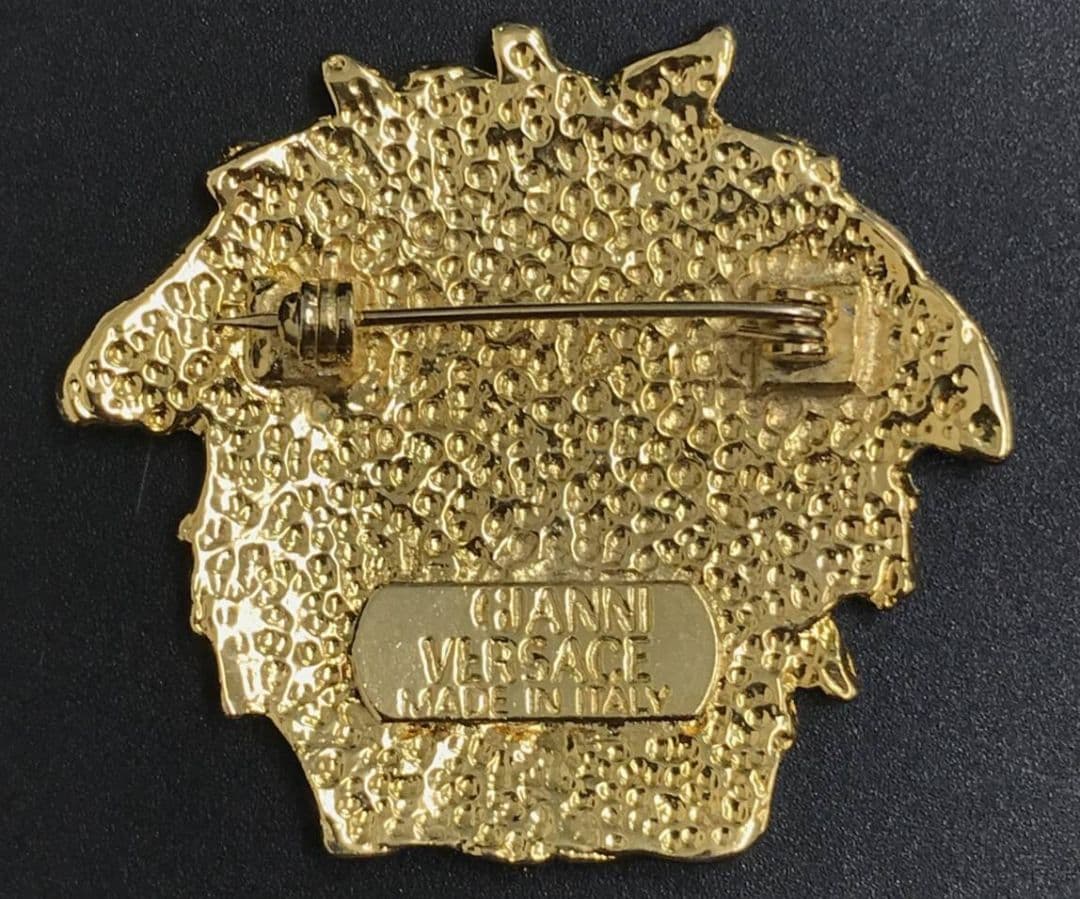 も*-様 GIANNI VERSACE ジャンニ ヴェルサーチ メデューサブロー