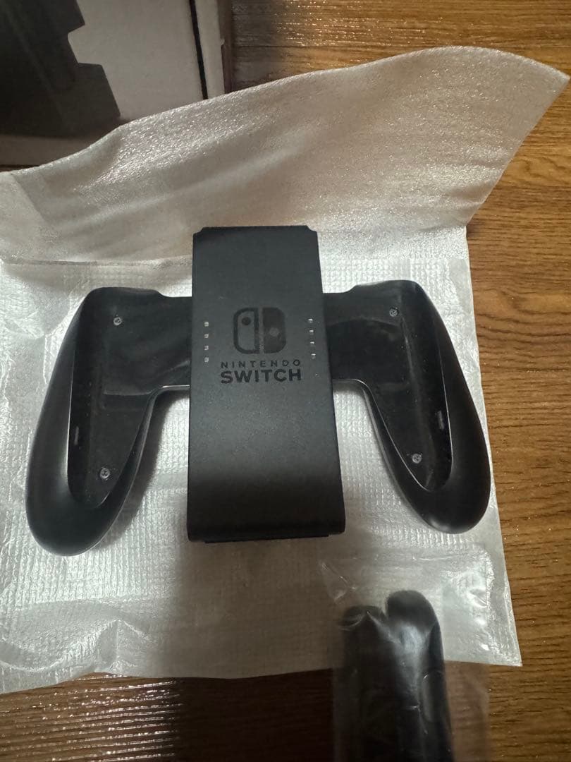 任天堂 Nintendo switch 本体　赤青 初期化済み　欠品なし