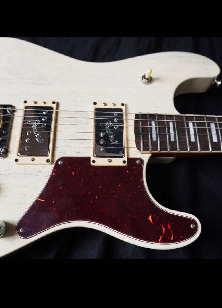 ギター Fender PRALLEL UNIVERSE II UPTOWN STRAT