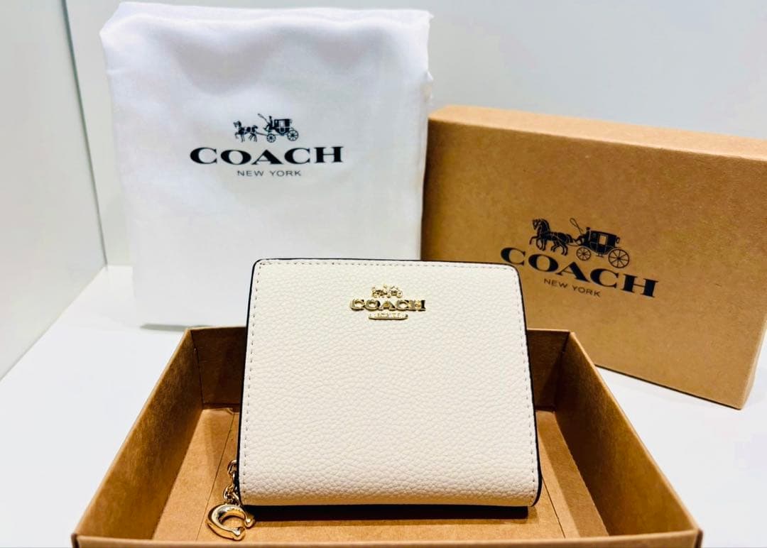 ライトさま専用COACH コーチ　二つ折り財布　ホワイト