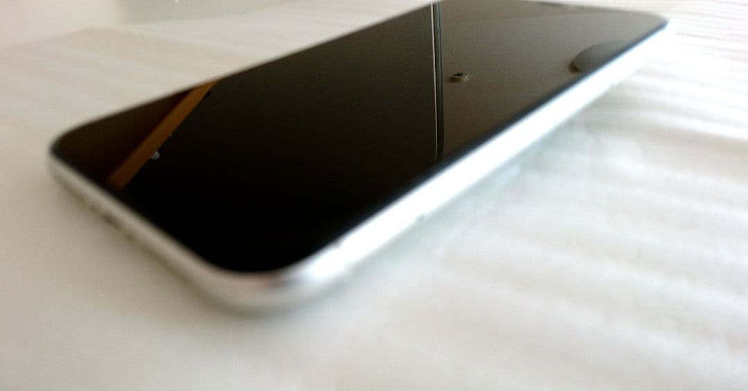 iPhone 11 ホワイト 128 GB SIMフリー