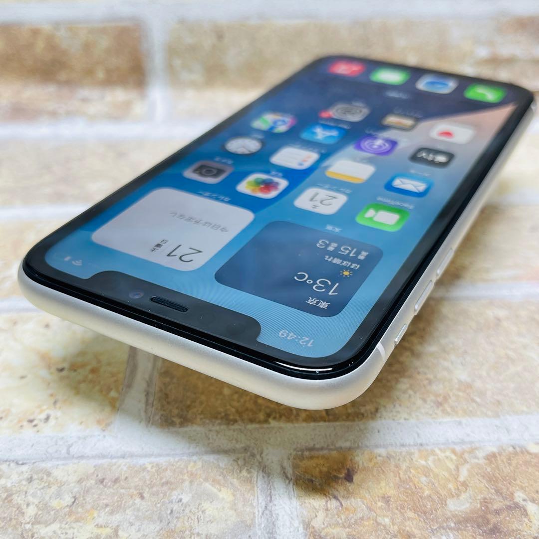 SIMフリー iPhone11 64GB ホワイト 新品電池