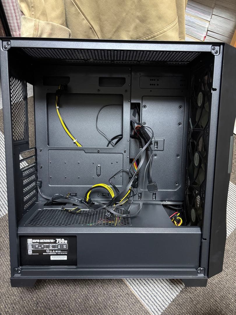 ANTEC DF700 FLUX 750W電源付き