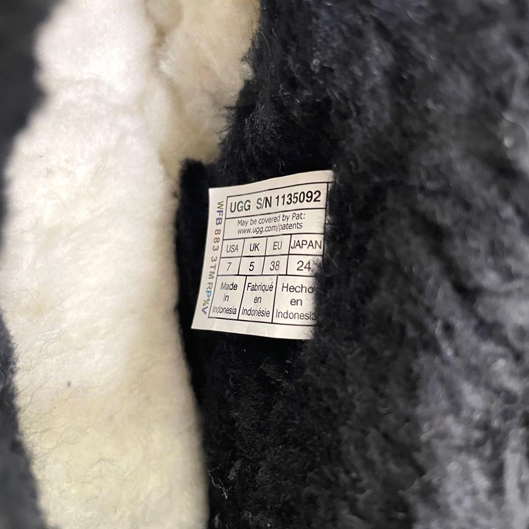 極美品 UGG クラシックウルトラミニ 厚底 ムートンブーツ ブラック 24cm