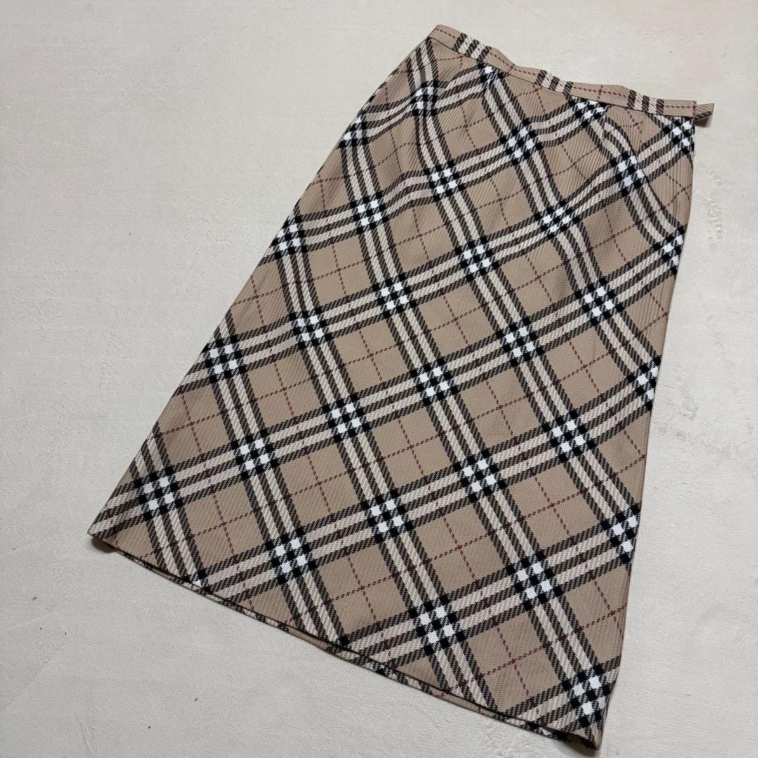 Burberry Londonノバチェック　ロングスカート 大きい15ABR