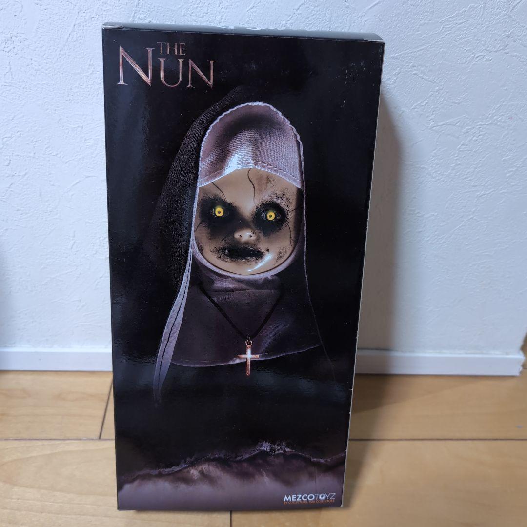 Living Dead Dolls The Nun フィギュア