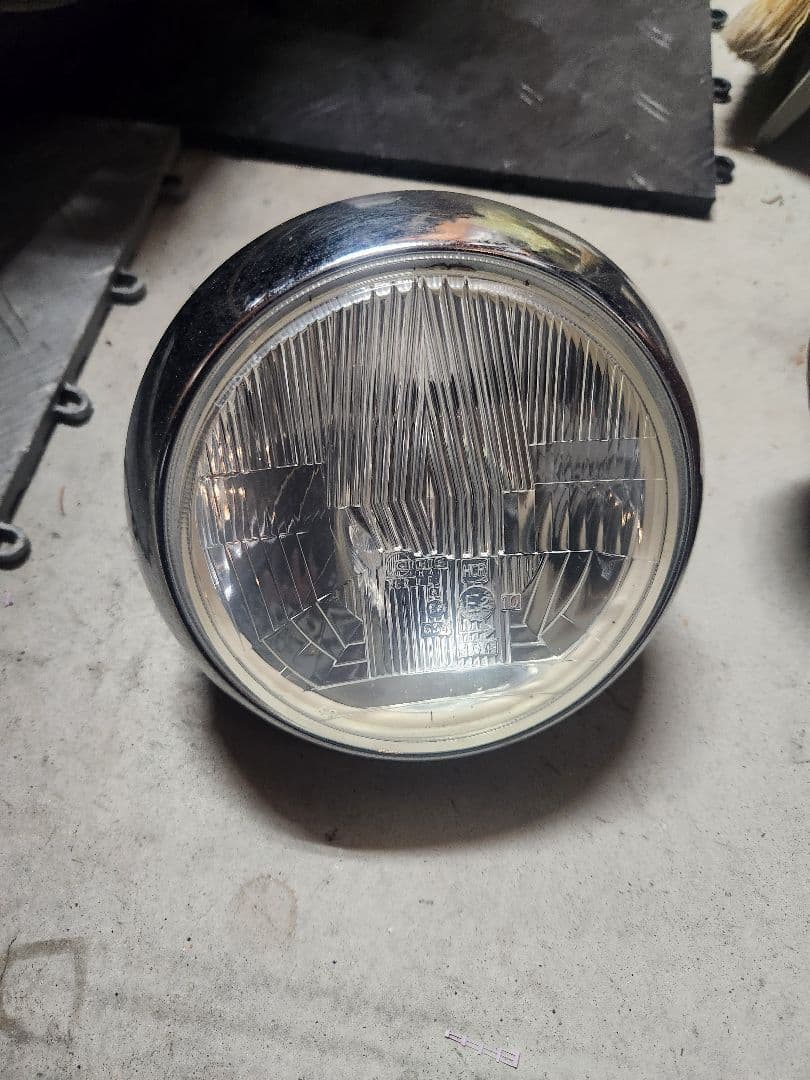 シビエ　凹みヘッドライト　CIBIE　ホークcb400fkh