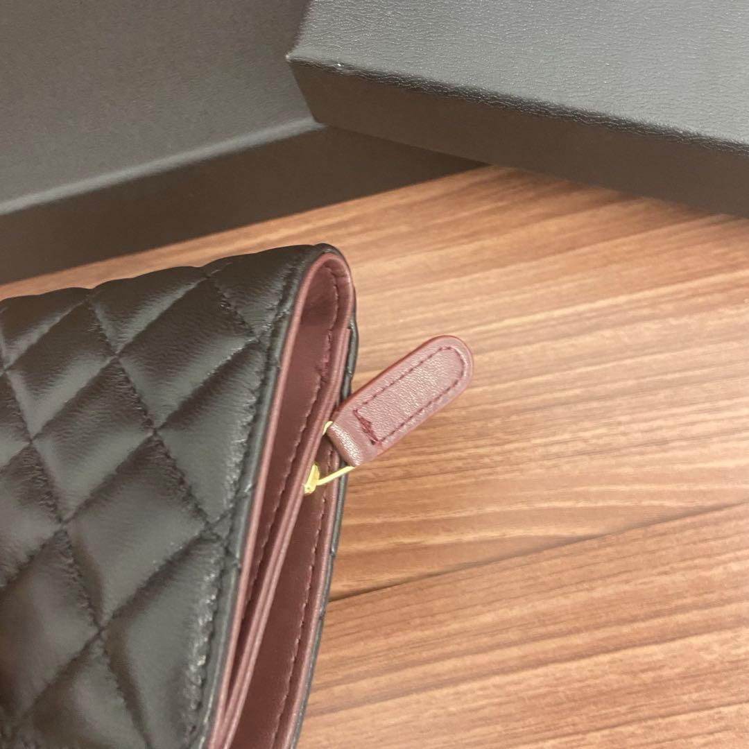 CHANEL シャネル マトラッセ 二つ折り財布 ブラック ラムスキン　値下げ可