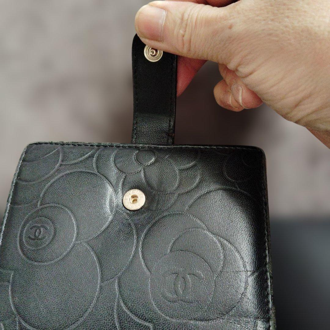 CHANEL 二つ折り財布 ブラック