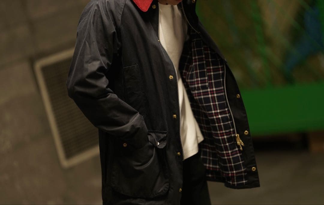 takahiro miyashita soloist × バブアー 赤襟