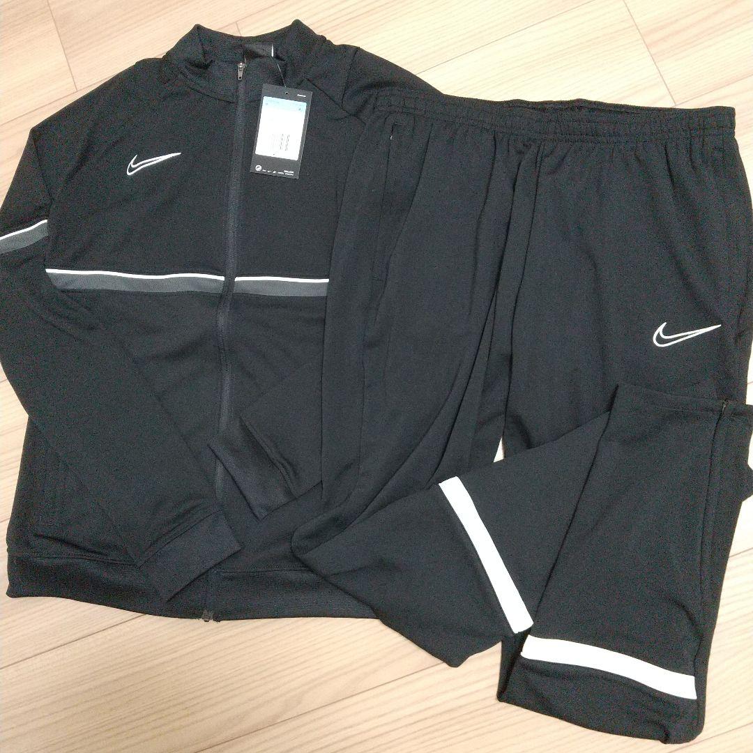 新品 NIKE ナイキ ジャージ上下セット