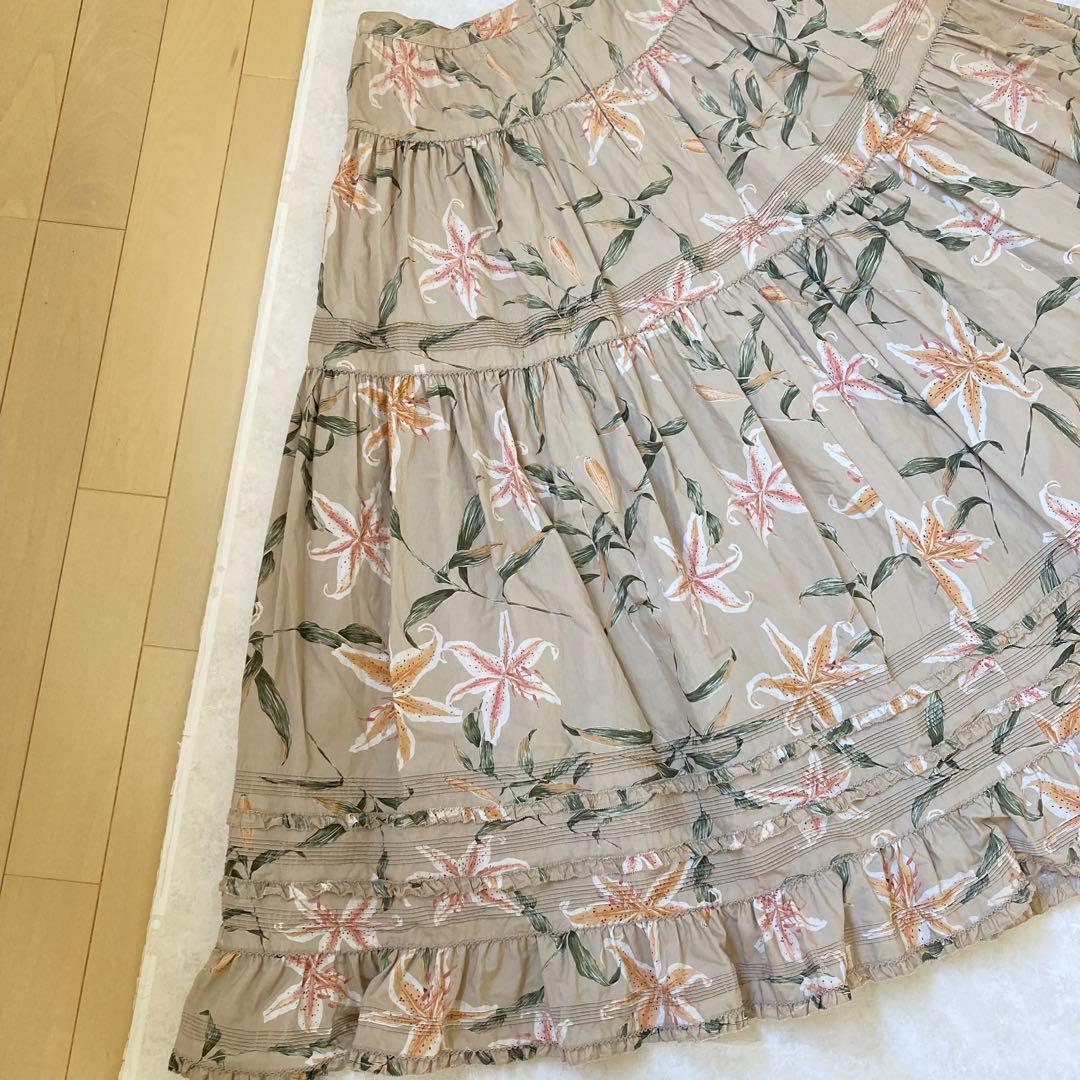 カネコイサオ　山百合柄　ティアードスカート　ロングスカート　フリル　ピンタック