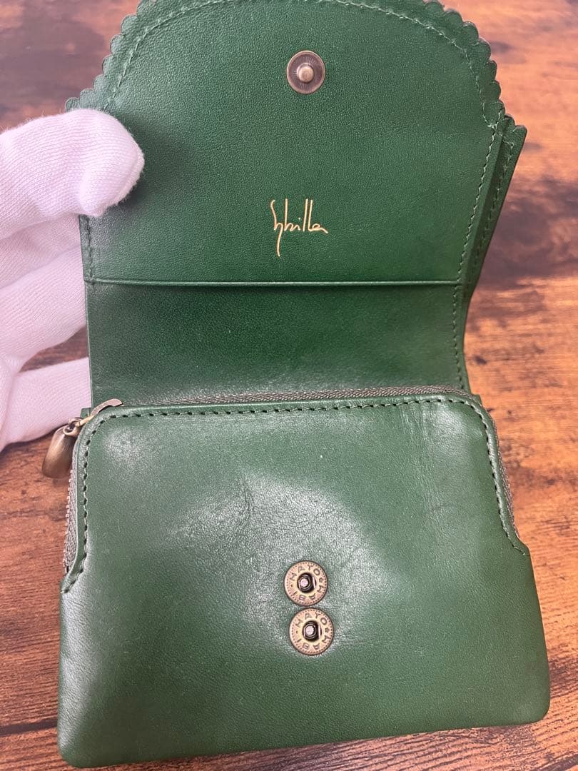 ☆新品未使用☆シビラ☆カデネータ☆二つ折り財布☆緑☆グリーン☆syibilla☆