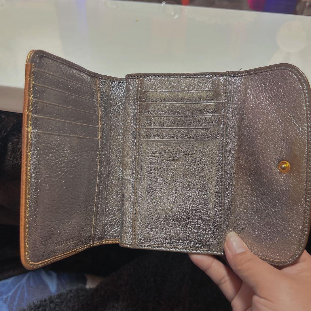 miu miu 三つ折り財布 ブラウンレザー