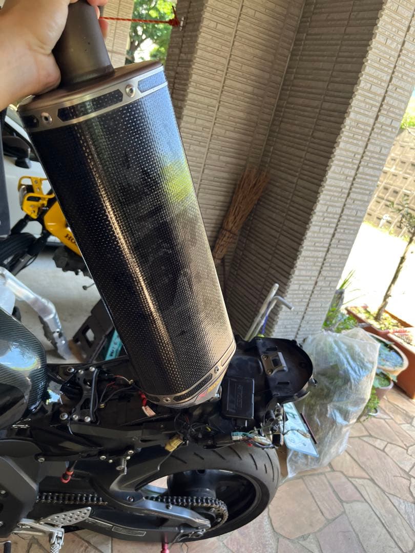 CBR1000RR アクラポビッチマフラー