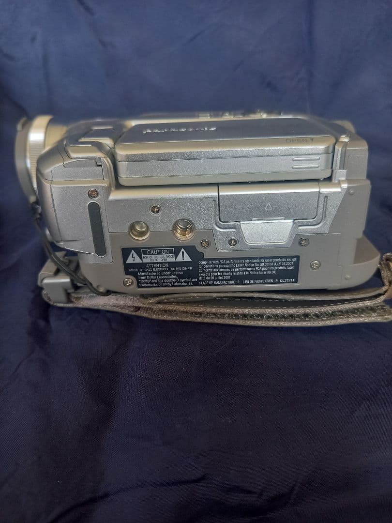 Panasonic VDR-M95 DVDビデオカメラ 中古/付属品完備/箱あり