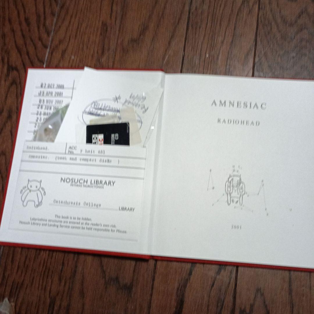 超希少レア　RADIOHEAD AMNESIAC アートブック付き