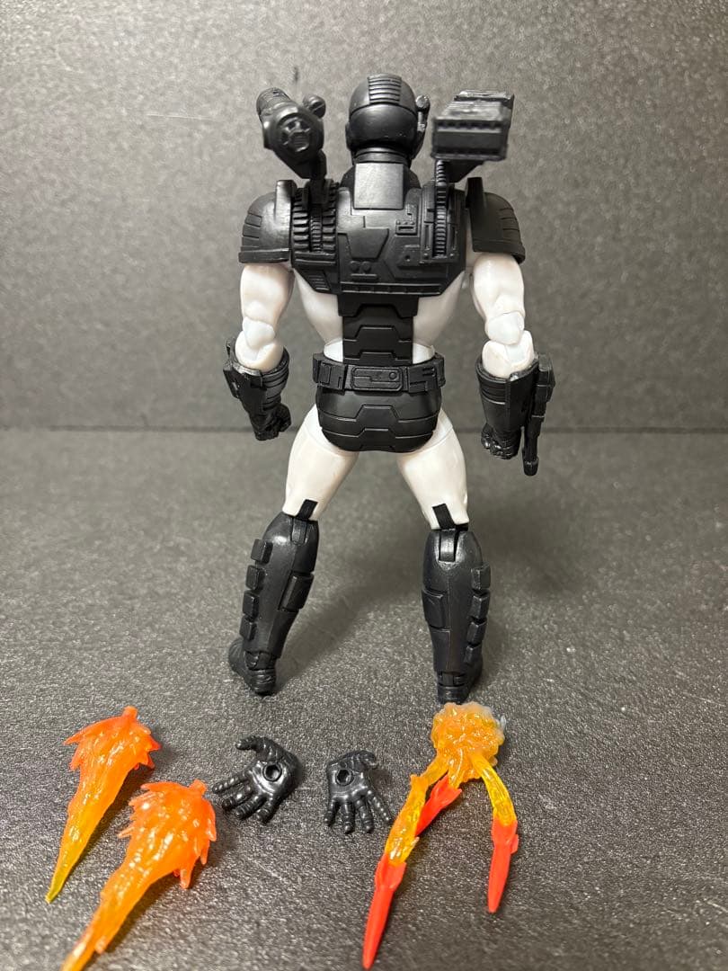マーベルレジェンド　ウォーマシン　レトロ