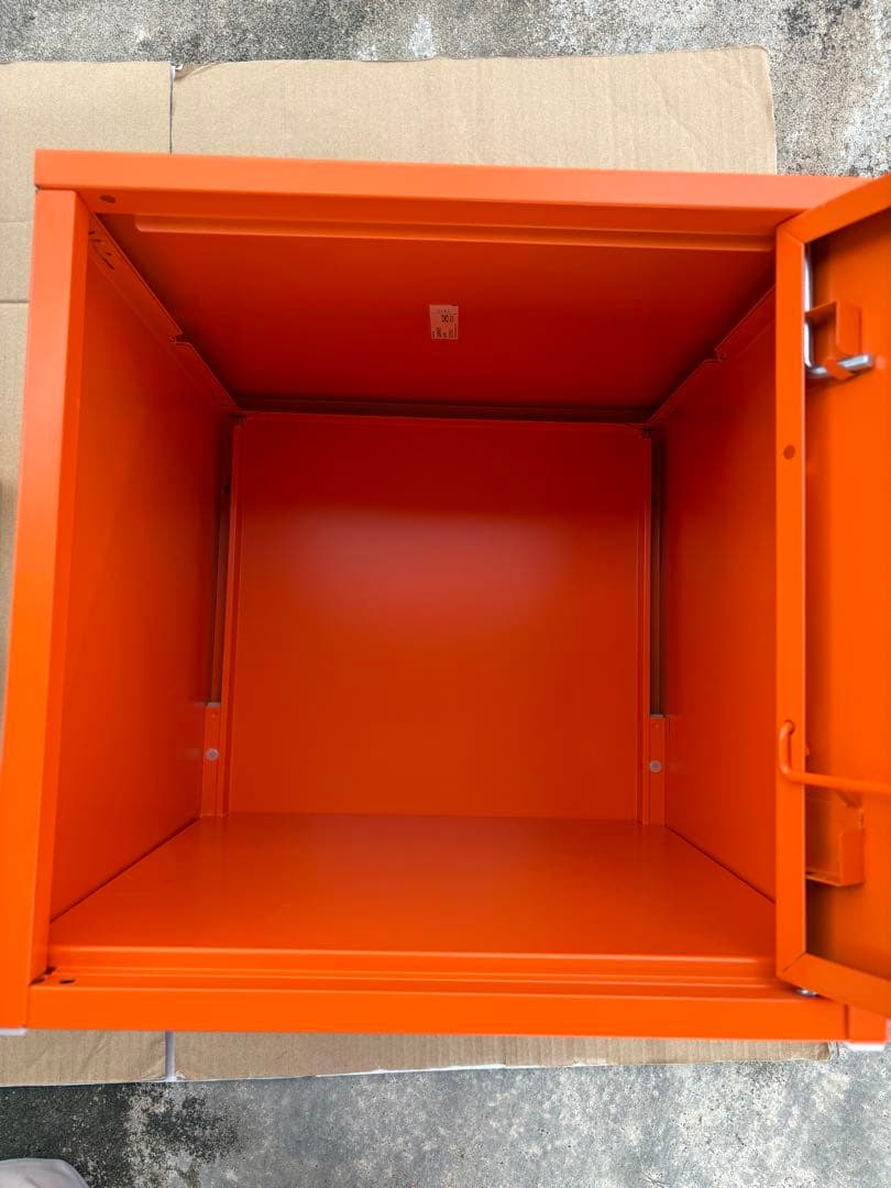 IKEA イケア　LIXHULT リックスフルト　キャビネット　35×35