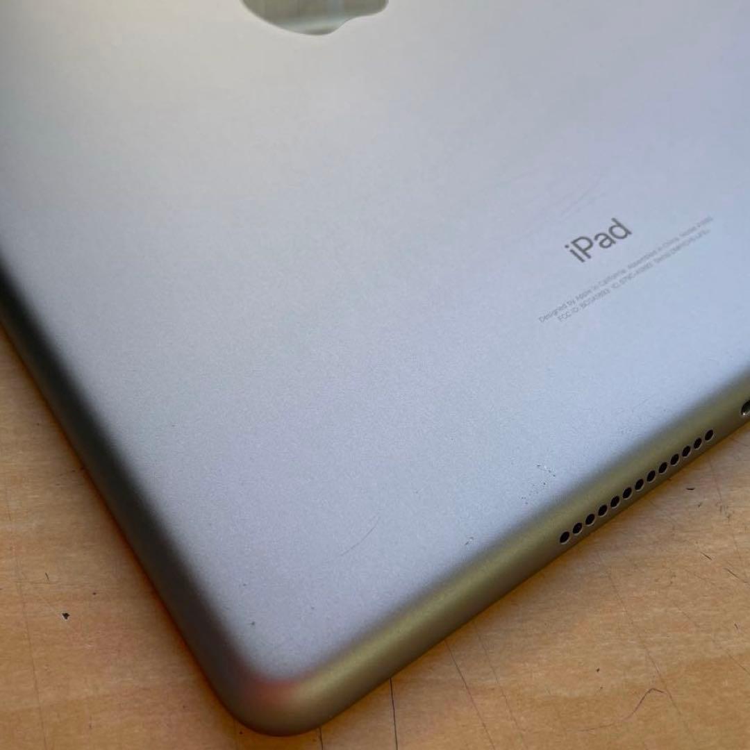 iPad 第6世代　A1893　Wi-Fi スペースグレイ　32GB 美品