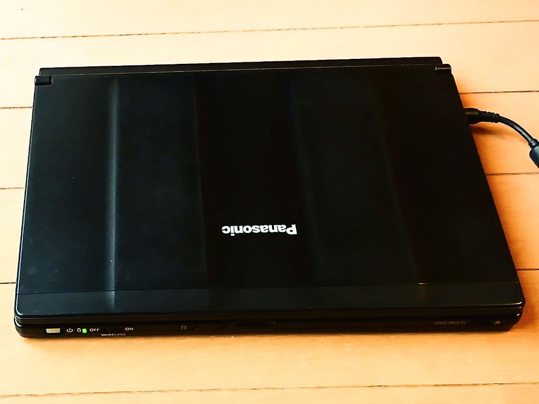 ノートパソコン パナソニック　レッツノートCF-SX2、オフィス付き設定不要！➀