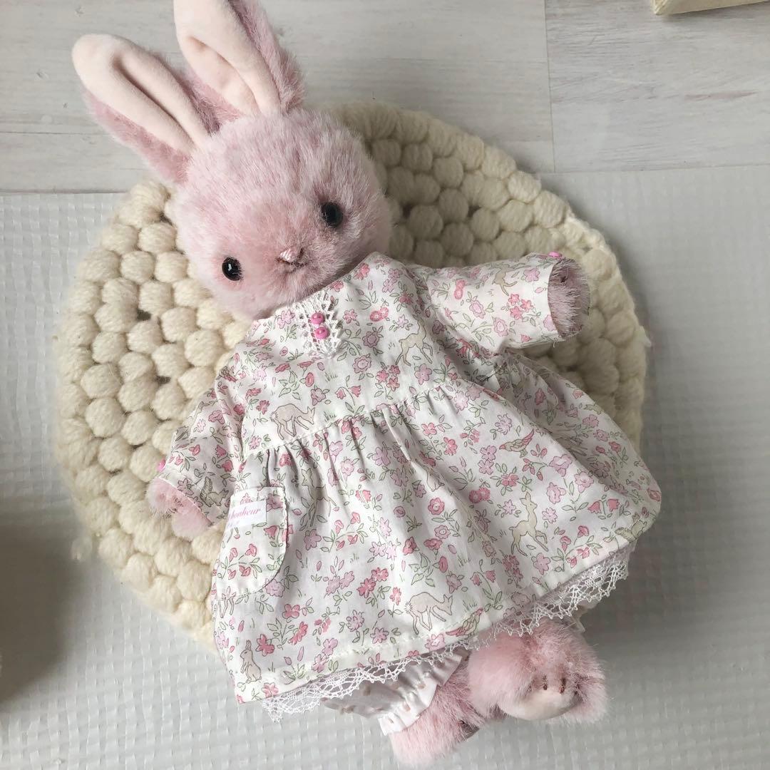 ハンドメイド　ピンクライオンラビットちゃん　ガーリードレス