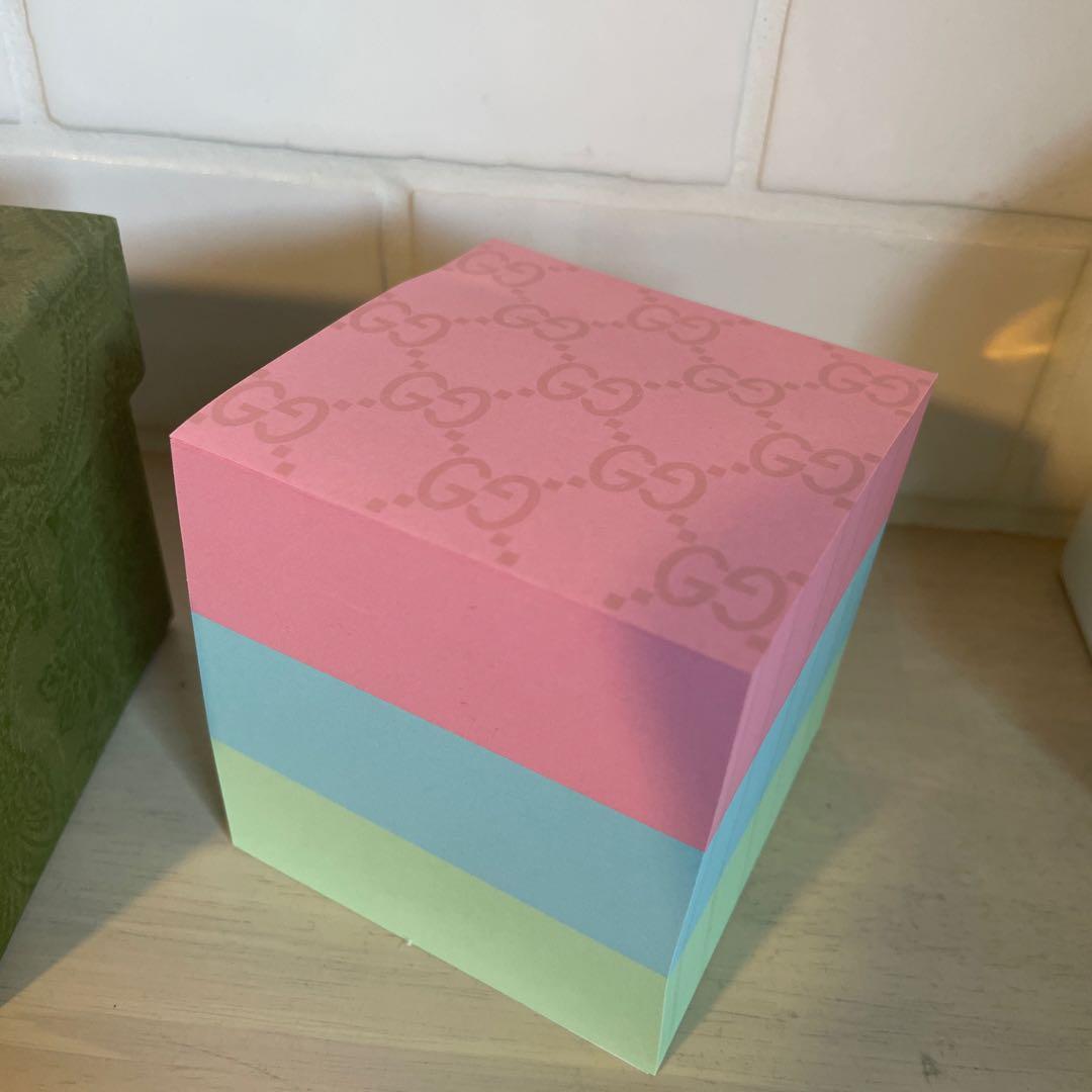GUCCI 付箋 4色セット