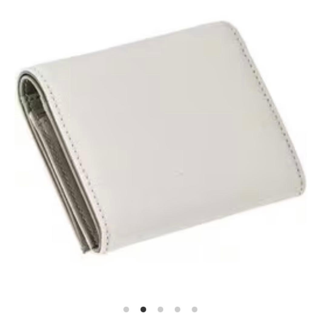る*ん様 【期間限定セール中☆】Vivienne Westwood 2つ折り財布