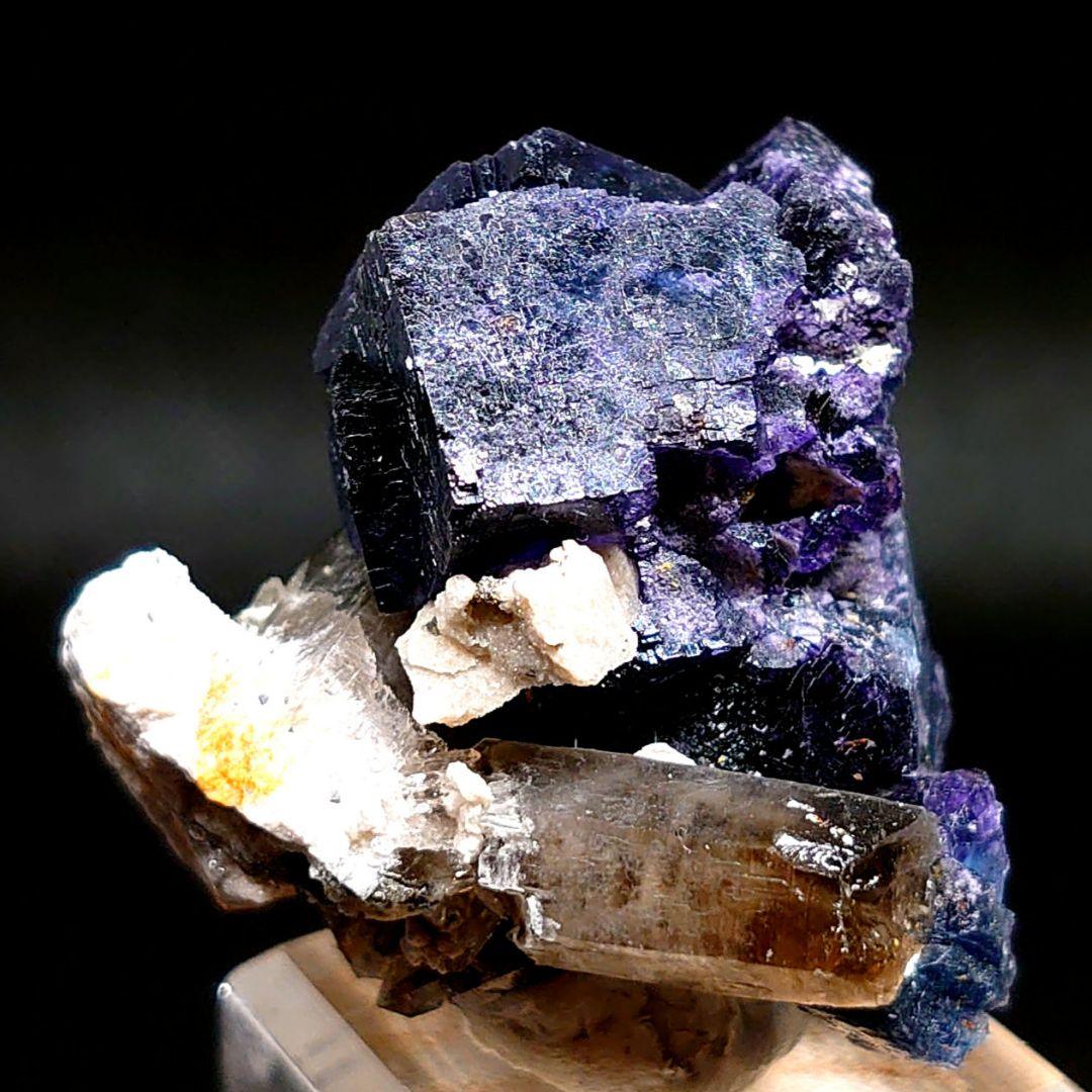 【47g】中国 ヤオガンシャン産 ブルーパープルフローライト 煙水晶共生