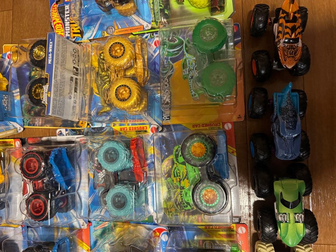 モンスタートラックミニカー 27個セット