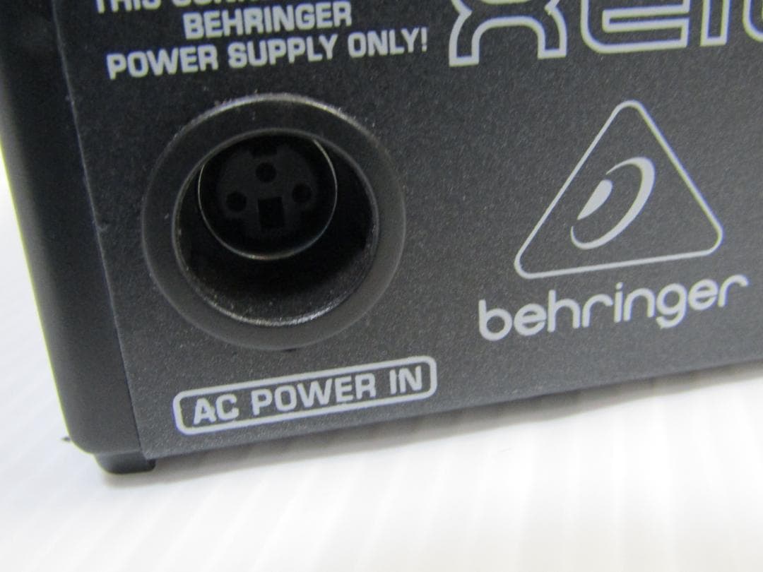 T0737 BEHRINGER ベリンガー XENYX 1002FX