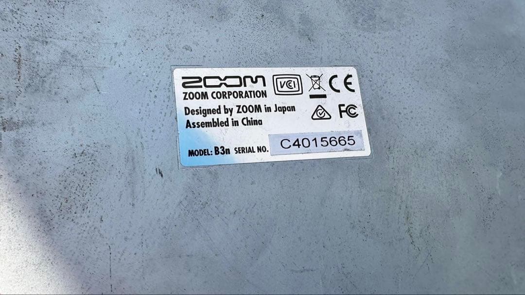 ume(タバコ☓→お知らせください) ZOOM B3n マルチエフェクター