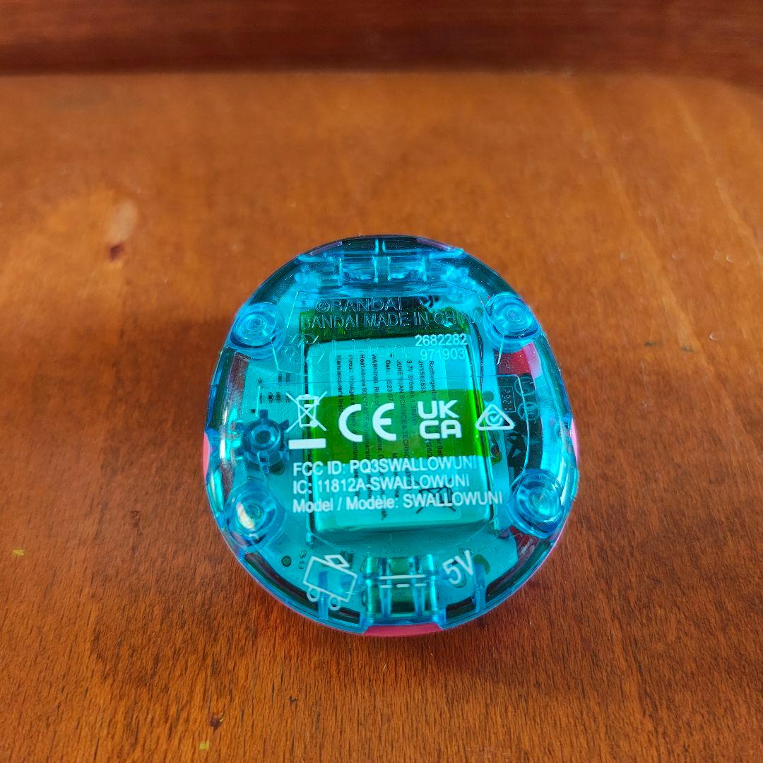 美品 人気 Tamagotchi Uni たまごっちユニ ピンク バンド付き