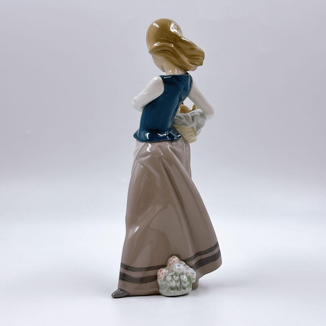 LLADRO リヤドロ お出かけ Girl with Puppies #1311