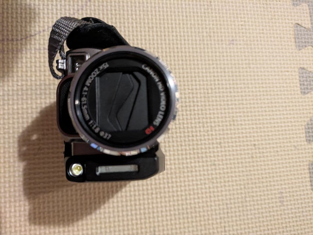 Canon iVIS HF20 ビデオカメラ 本体 付属品付き