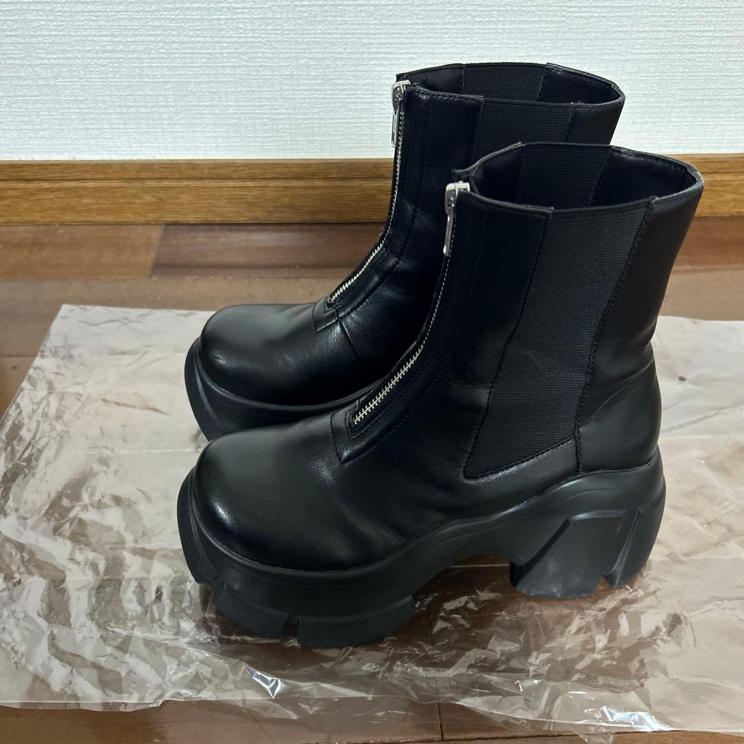 SLY FRONT ZIP CHUNKY ブーツ