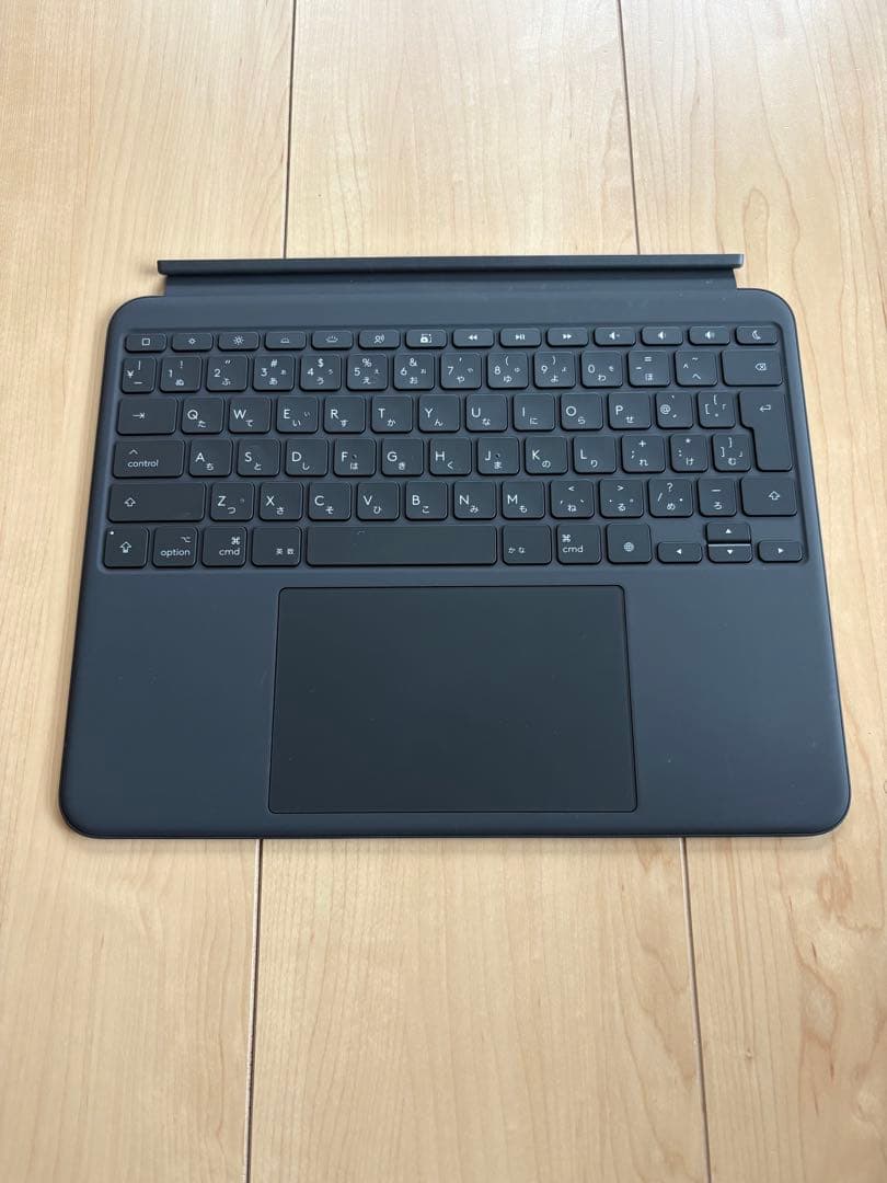 C*9様 Logicool COMBO TOUCH M4 M5iPad pro