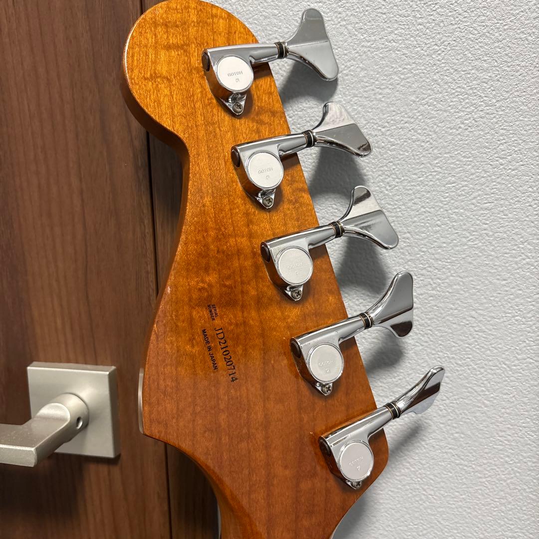 Fender deluxe Jazz bass Ⅴ 新井和樹