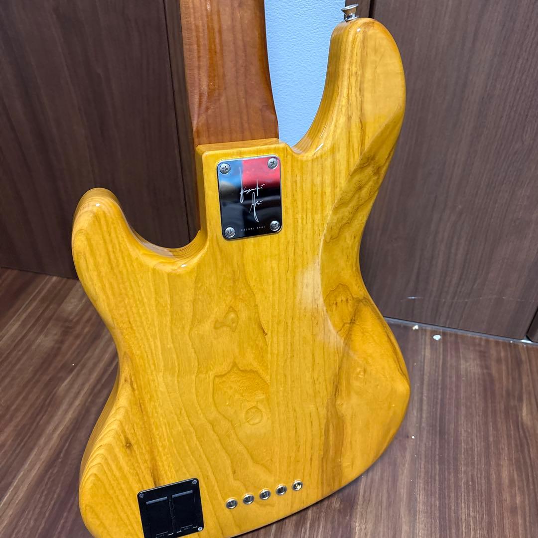 Fender deluxe Jazz bass Ⅴ 新井和樹