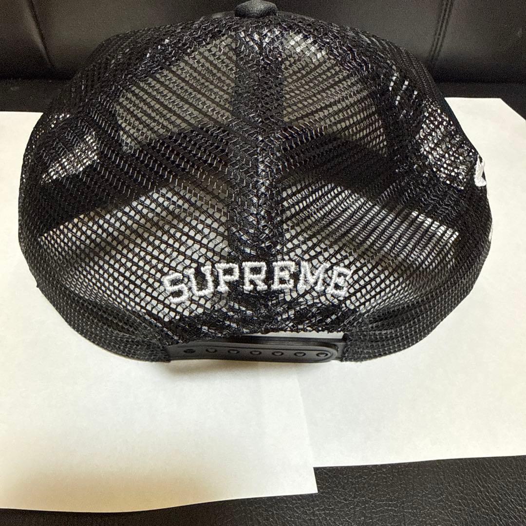 Supreme Pinup Mesh Back 5-Panel キャップ