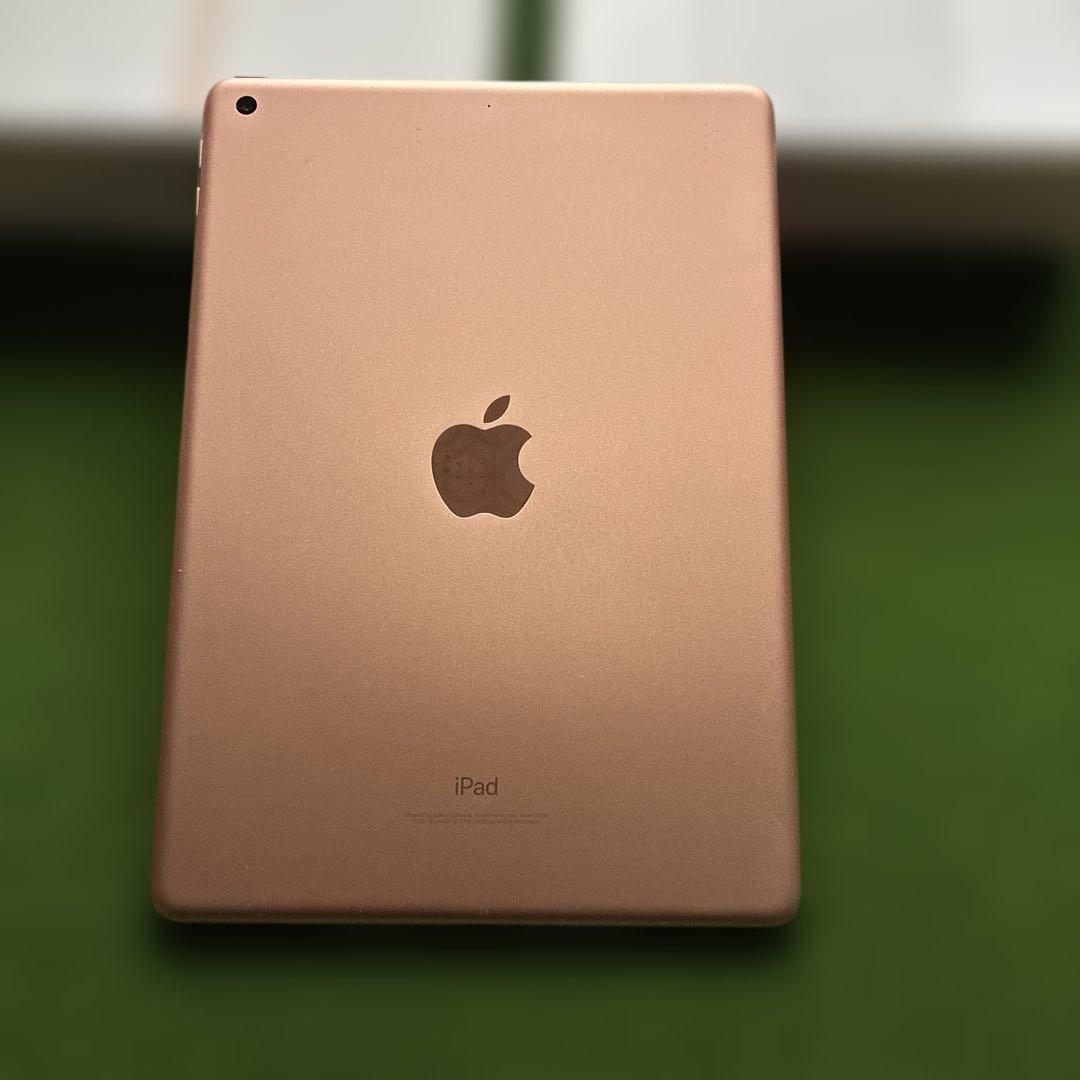 iPad 第6世代 Wi-Fi 32GBゴールド