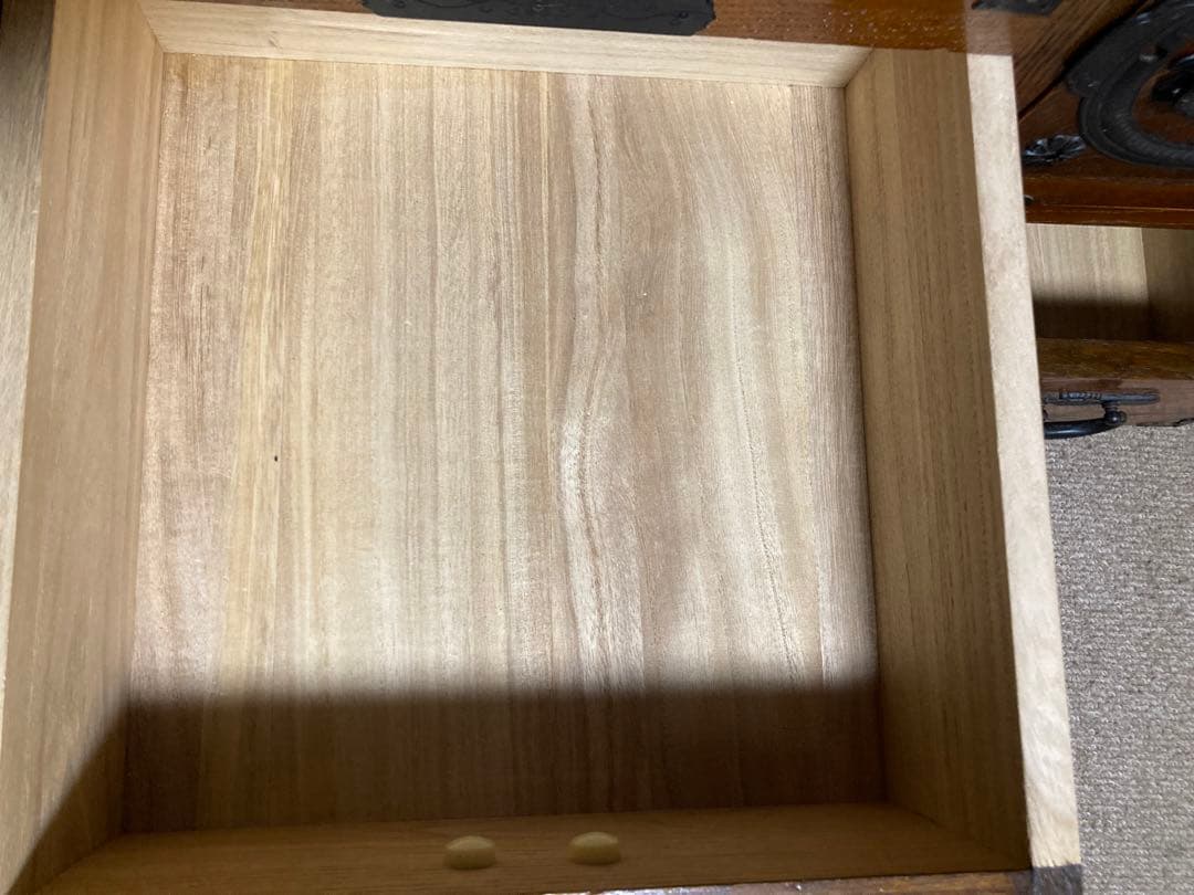 【昭和レトロ】時代家具　車箪笥　雲竜鉄地金具　民芸品　整理箪笥