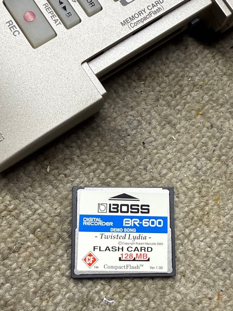 BOSS BR-600 マルチトラックレコーダー