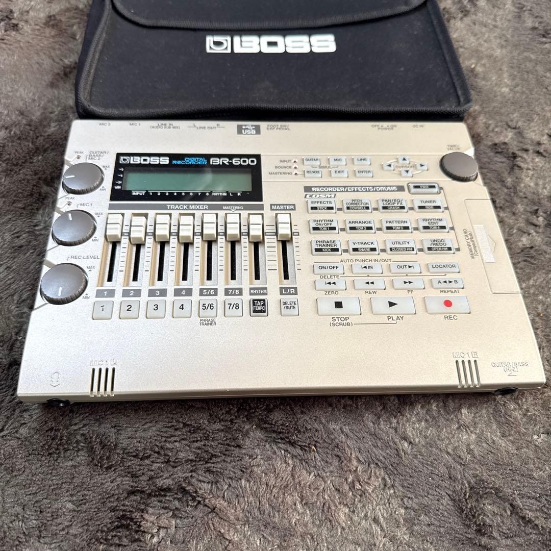BOSS BR-600 マルチトラックレコーダー