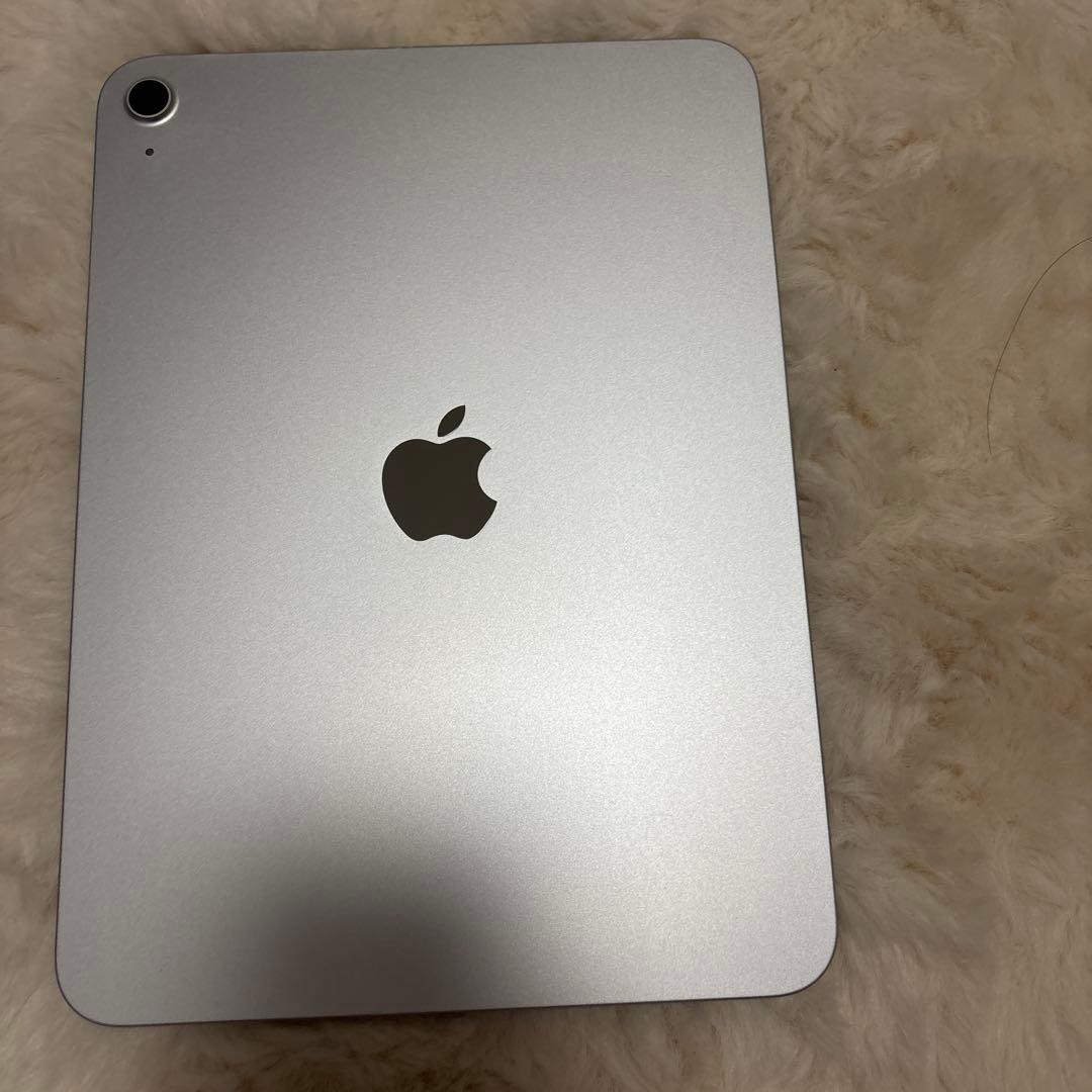 Apple iPad 第10世代 本体 シルバー 箱付き
