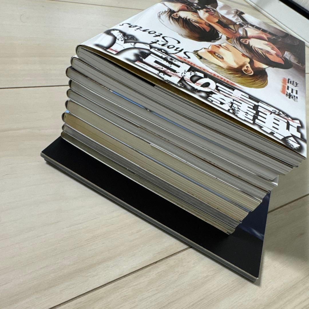 進撃の巨人　ショートストーリーズ+ビギニング+エンディング+DVD特典4冊　②